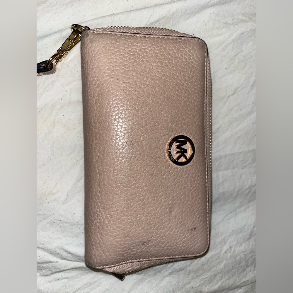 Michael Kors wallet